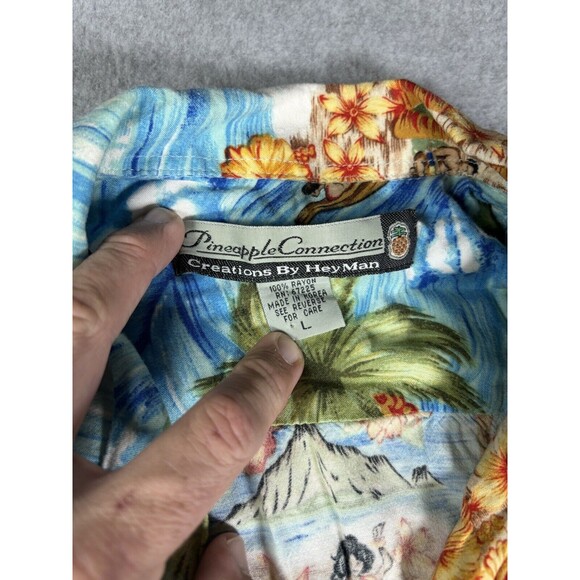 pineapple connection hawaiian shirt Men’s Size Large Surf And Rowing AOP Graphic - Picture 5 of 9